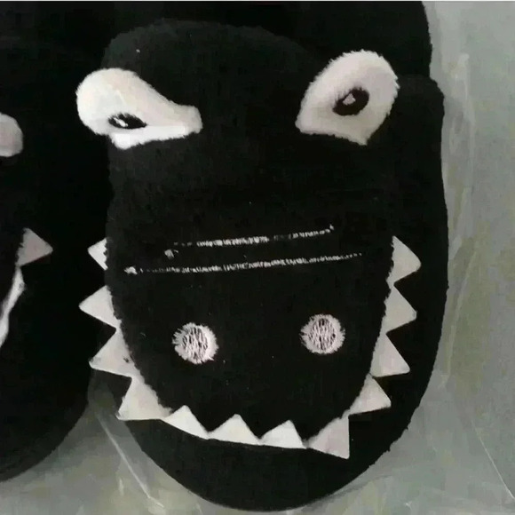 Alligator slipper shoes size toddler 10/170 - Picture 2 of 3